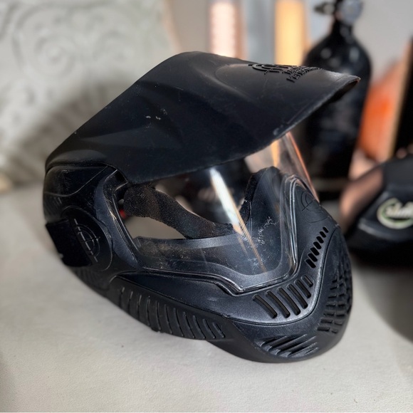 Lot Black Paintball Gear Set 2 mask. 3M ear protectors, 6 hoppers, 2 gas pipetts - Picture 5 of 17